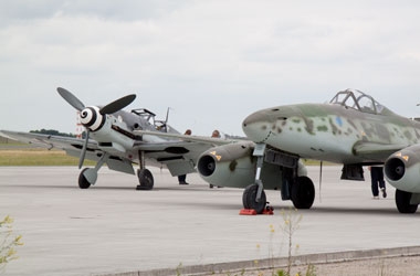 Messerschmitt Bf 109 G-4 / Me 262 A (Nachbau)