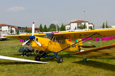 Piper PA-18