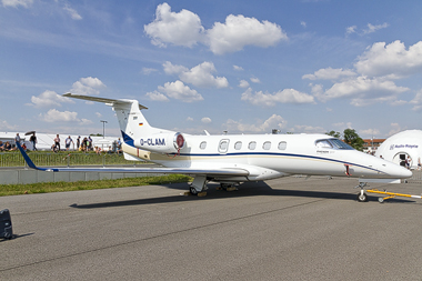 Embraer Phenom 300