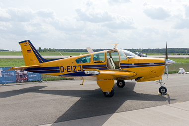 Beechcraft Model 33 Bonanza