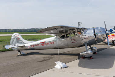 Cessna 195 Businessliner