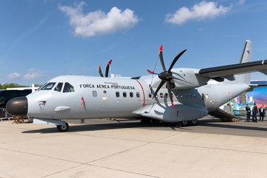 CASA C-295
