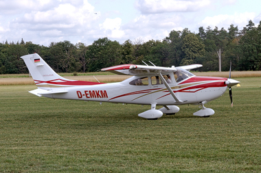 Cessna 182