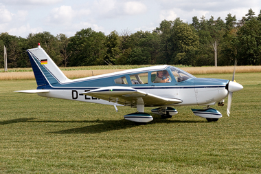 Piper PA-28-180