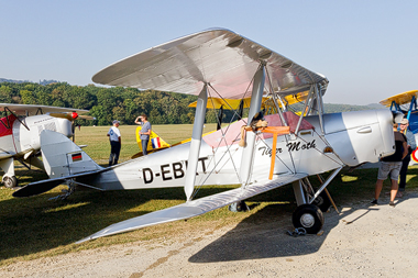 De Havilland D.H.82 Tiger Moth