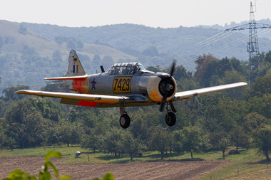 North American T-6/AT-6