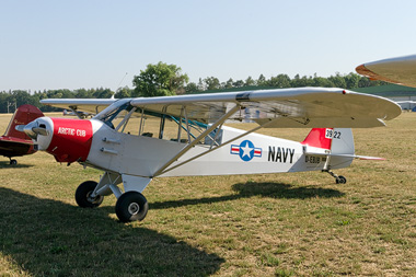 Piper PA-18