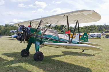 Boeing Stearman (N68831)