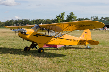 Piper PA-18