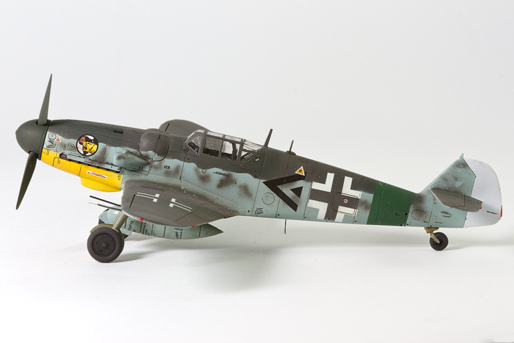 Bf 109 G-6/R6