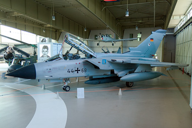 Panavia 200 (PA-200) Tornado IDS