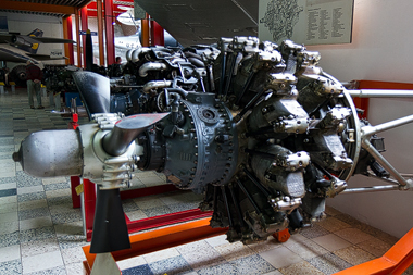 Pratt & Whitney R 2800 CB 17