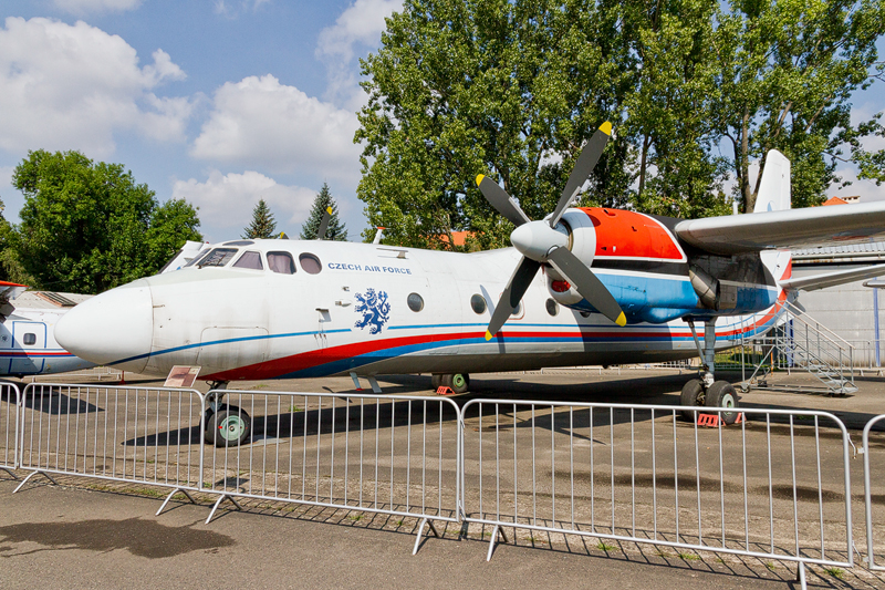 Luftfahrtmuseum Prag-Kbely - Antonow An-24