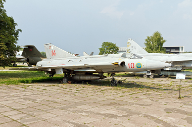 Luftfahrtmuseum Krakau - Saab J-35J Draken